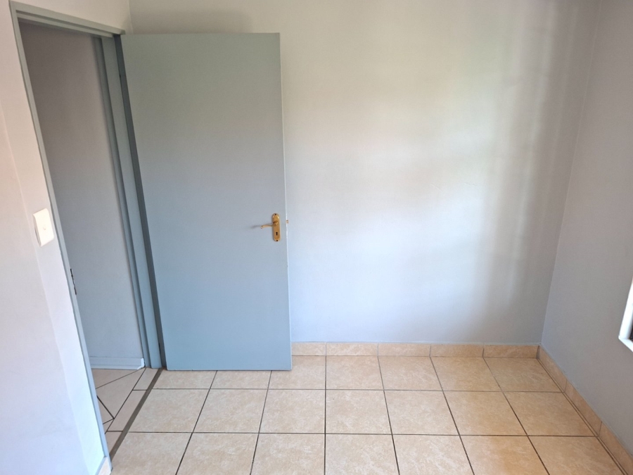 1 Bedroom Property for Sale in Potchefstroom North North West
